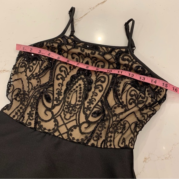 Crystal Doll Black /Beige Sequined High Low Formal Dress Size 0 - Picture 4 of 14